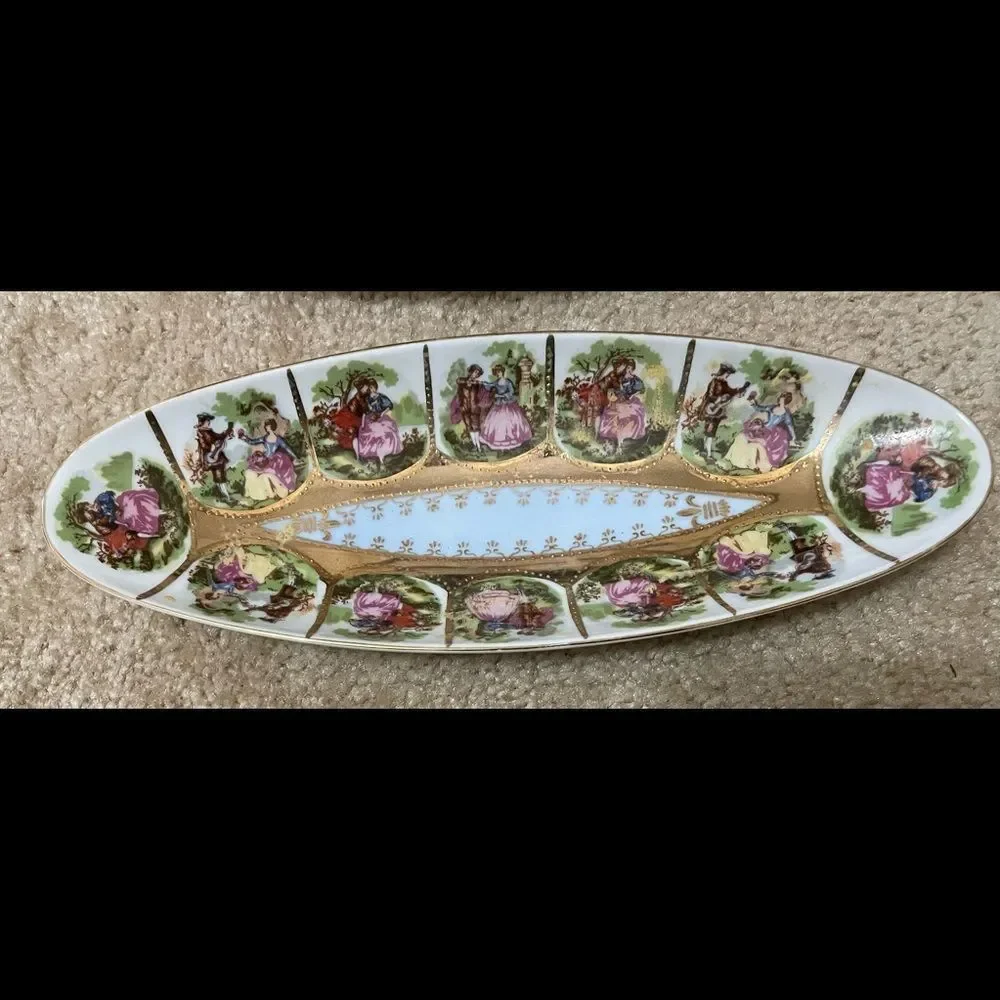 Royal Vienna courting couple Oval Vanity Tray